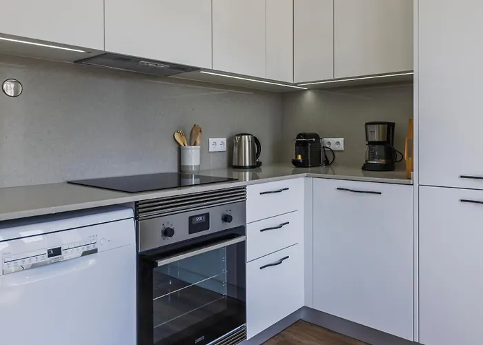 Διαμέρισμα 2bdr Comfy In Graca By Lovelystay Lisboa