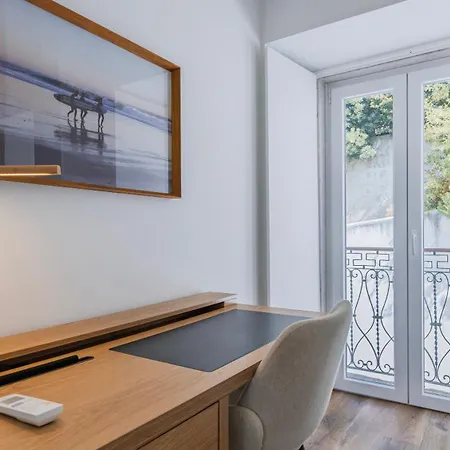 Appartamento 2bdr Comfy In Graca By Lovelystay