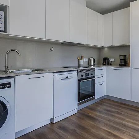 Apartman 2bdr Comfy In Graca By Lovelystay