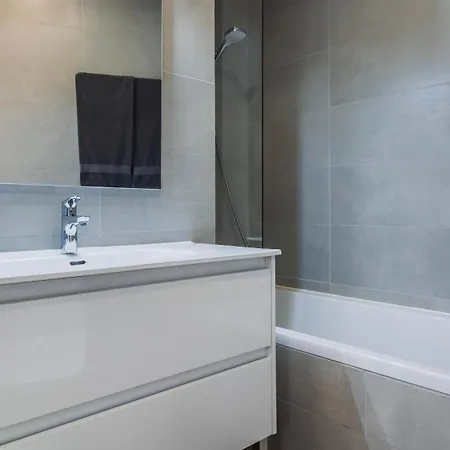 Apartman 2bdr Comfy In Graca By Lovelystay *