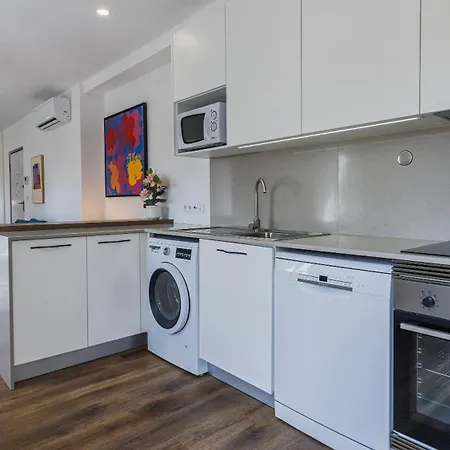 2bdr Comfy In Graca By Lovelystay * Lisboa