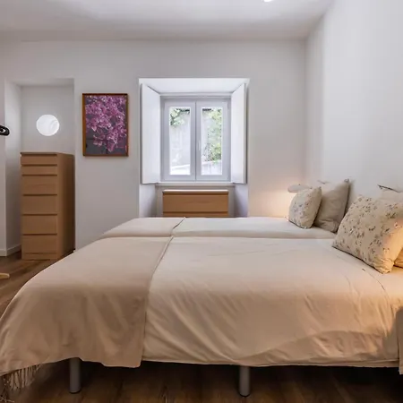 2bdr Comfy In Graca By Lovelystay Apartment Lisbon
