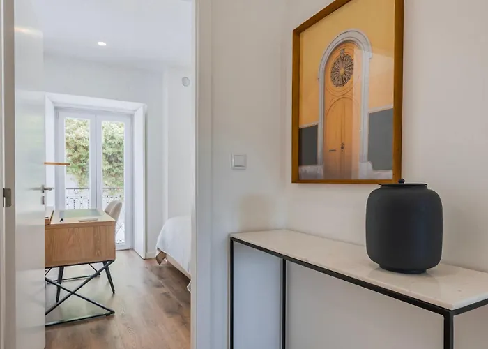 2bdr Comfy In Graca By Lovelystay Lägenhet *