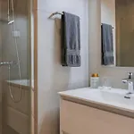2bdr Comfy In Graca By Lovelystay Apartament